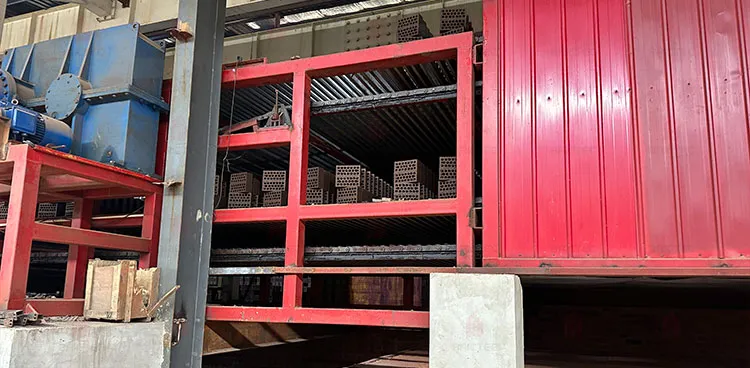 ইট তৈরির যন্ত্রপাতি কাদামাটি জ্বলন্ত ইট চেইন-বোর্ড দ্রুত শুকানোর সরঞ্জাম 3